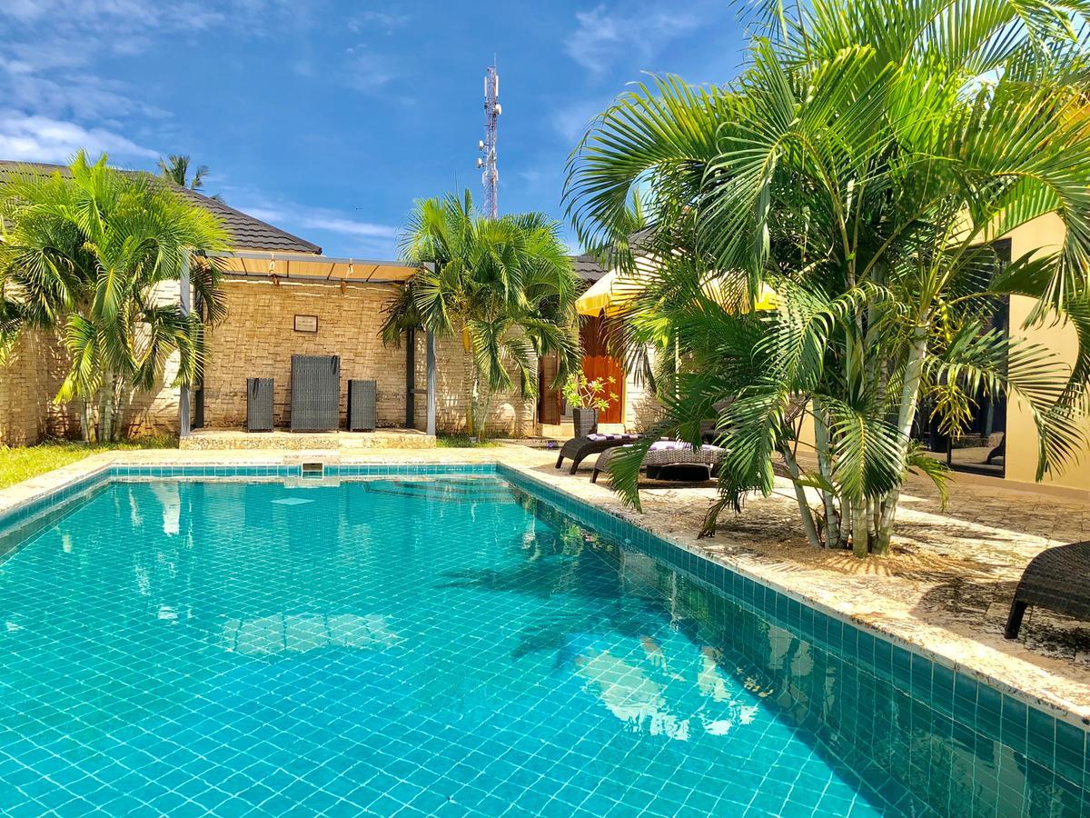 Amber Villas Diani Diani Beach Exterior photo